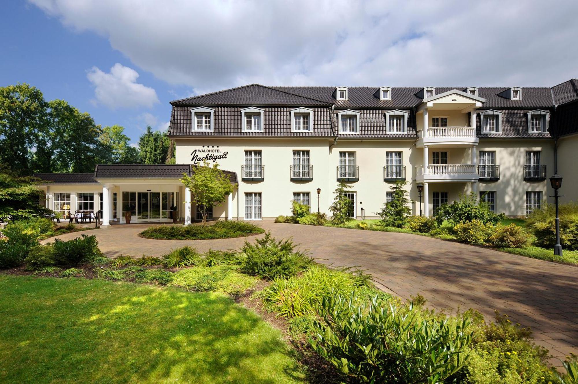 Waldhotel Nachtigall Paderborn Exterior photo
