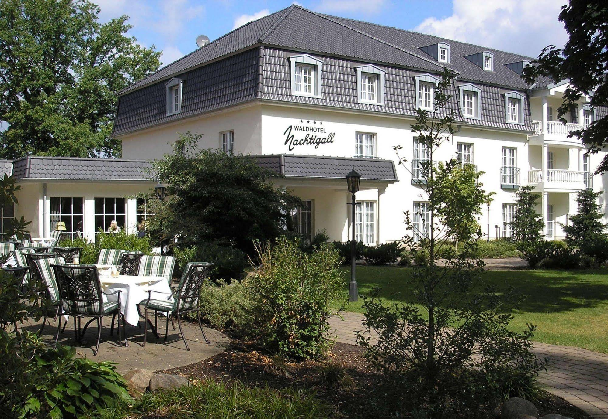 Waldhotel Nachtigall Paderborn Exterior photo